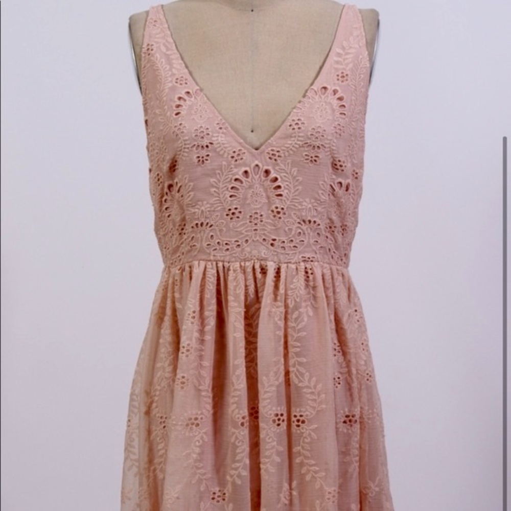 ANTHROPOLOGIE: Pink Eyelet Maxi Dress - Picture 4 of 5
